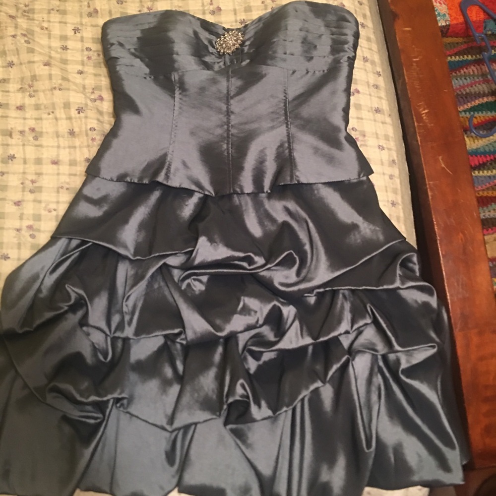 Strapless steel gray prom / party dress 7/8